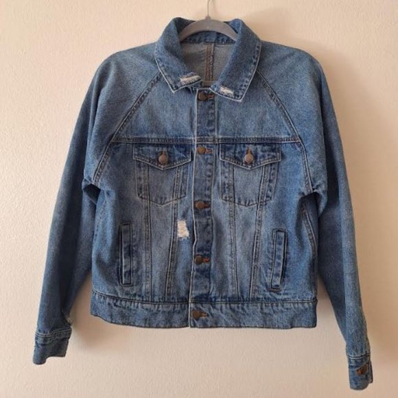 Woman Oversized Crop Denim Jacket , Size S, Dark Vintage Wash, Sample Sale - Picture 1 of 2